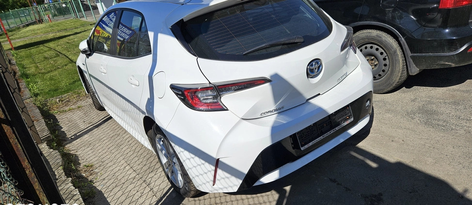 Toyota Corolla cena 59700 przebieg: 27800, rok produkcji 2021 z Biłgoraj małe 46